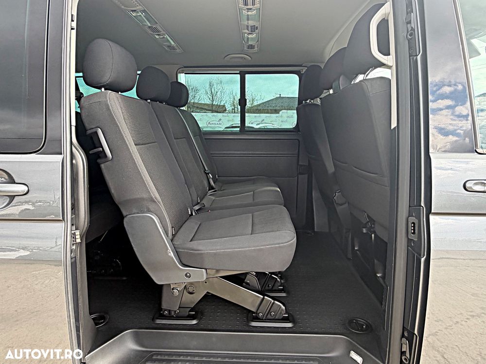 Volkswagen Caravelle - 22