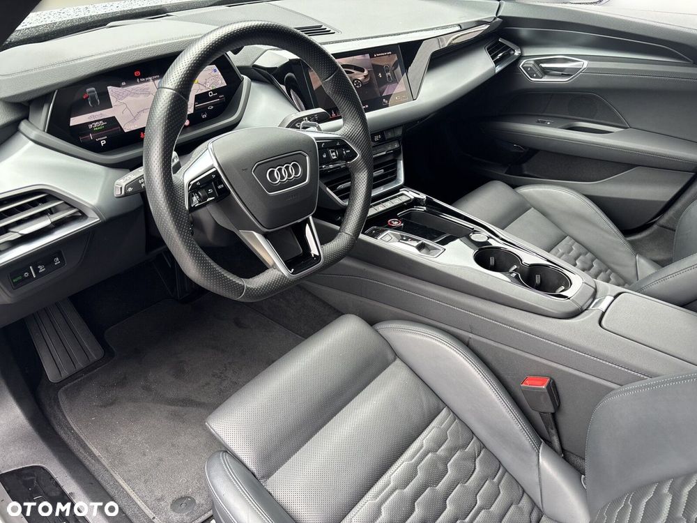 Audi e-tron GT - 16