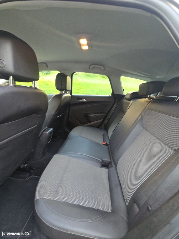 Opel Astra Sports Tourer 1.6 CDTi Cosmo S/S - 25