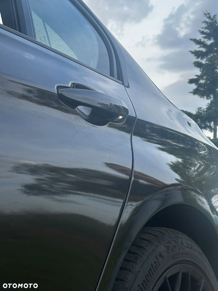 BMW Seria 3 320d xDrive - 12