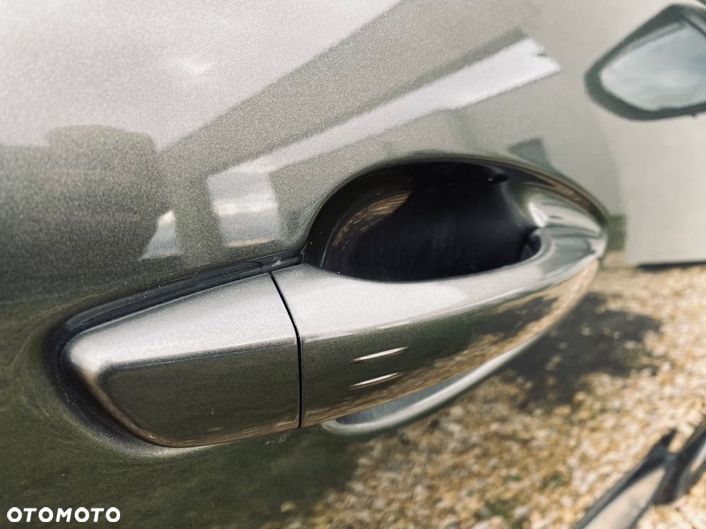 Peugeot 3008 ver-1-5-bluehdi-gt-s-s-eat8 - 29