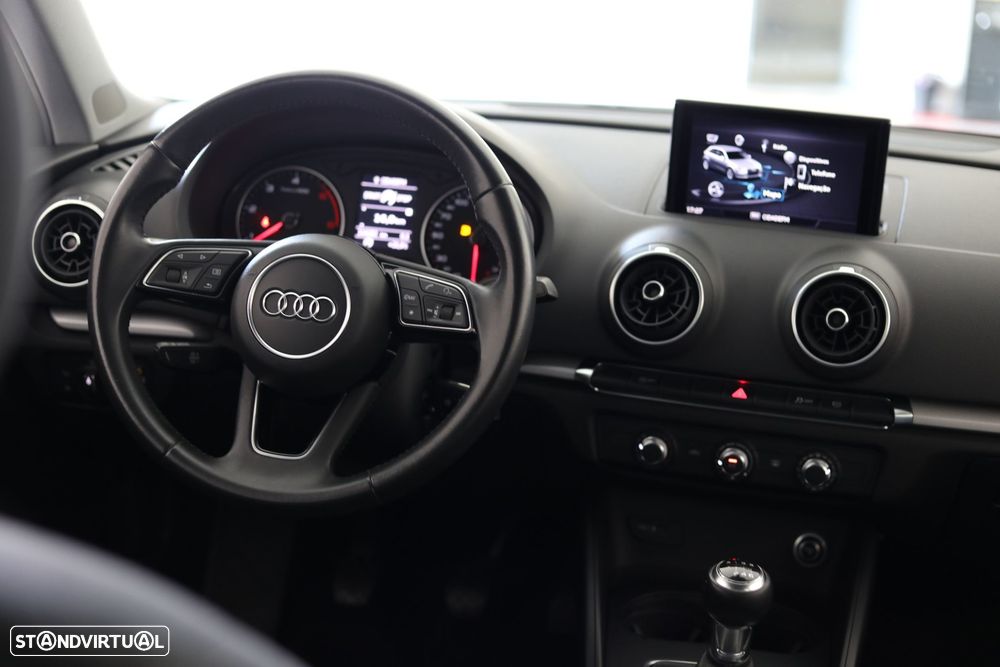 Audi A3 Sportback 2.0 TDI - 22