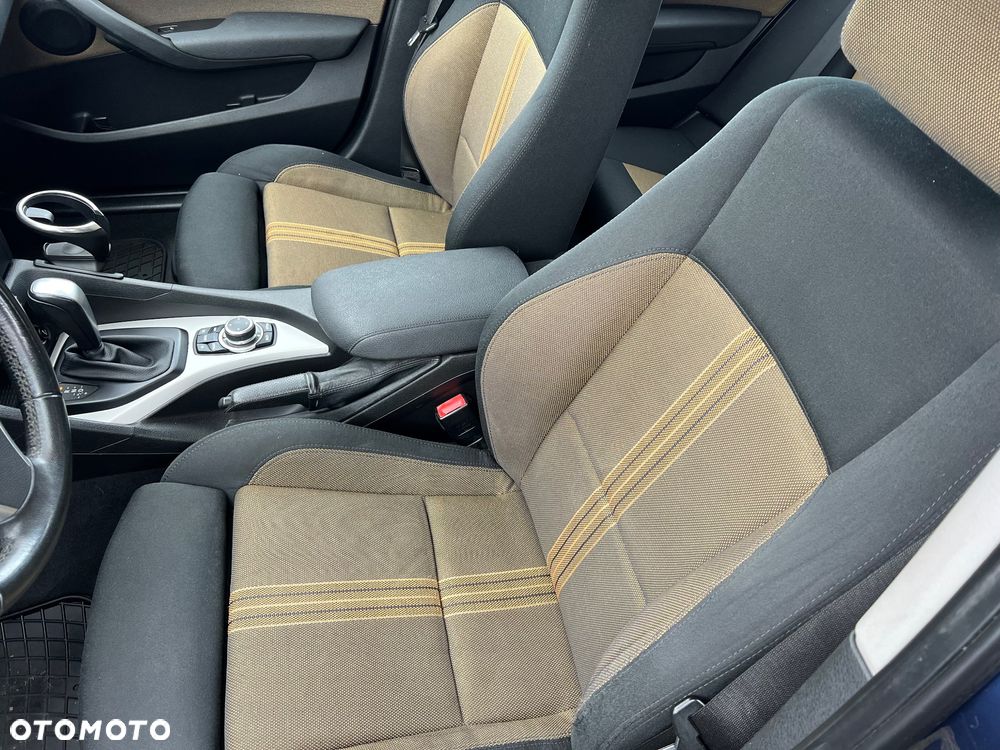 BMW X1 xDrive20d - 14