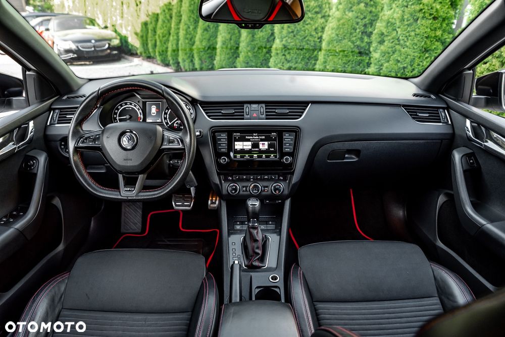 Skoda Octavia 2.0 TDI 4x4 DSG RS - 28