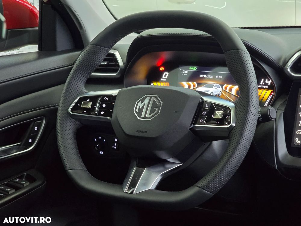 MG ZS HEV - 19