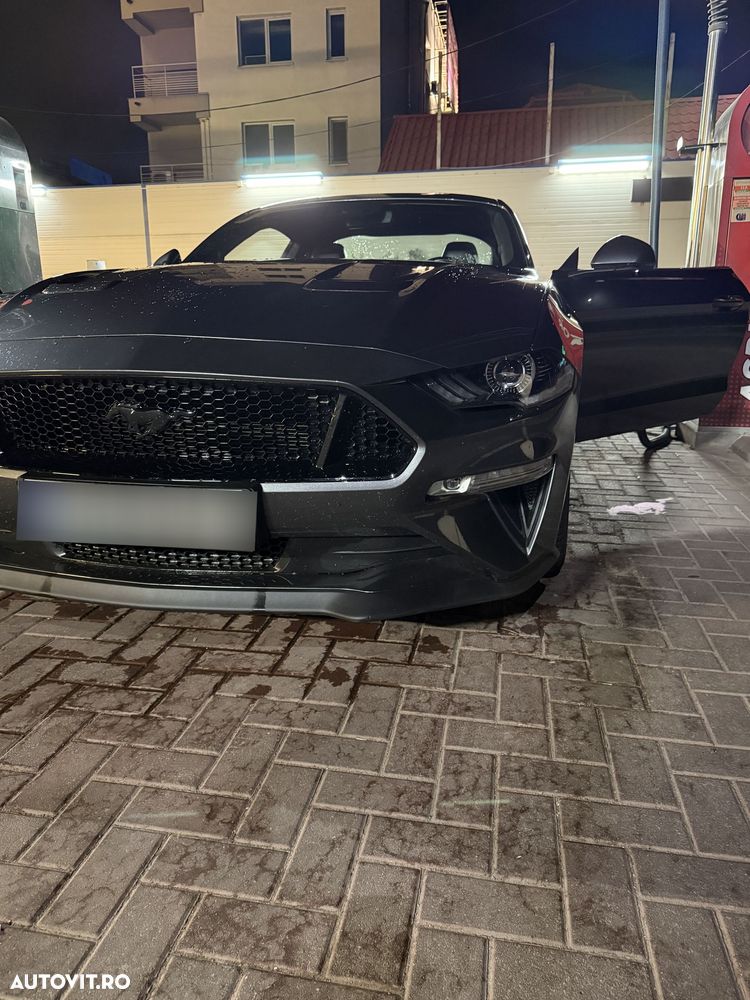 Ford Mustang - 2