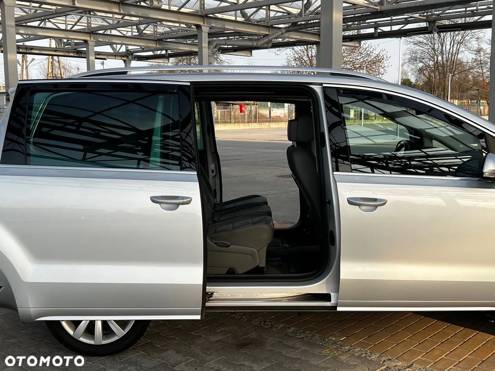 Volkswagen Sharan 2.0 TDI (BlueMotion Technology) Highline - 9