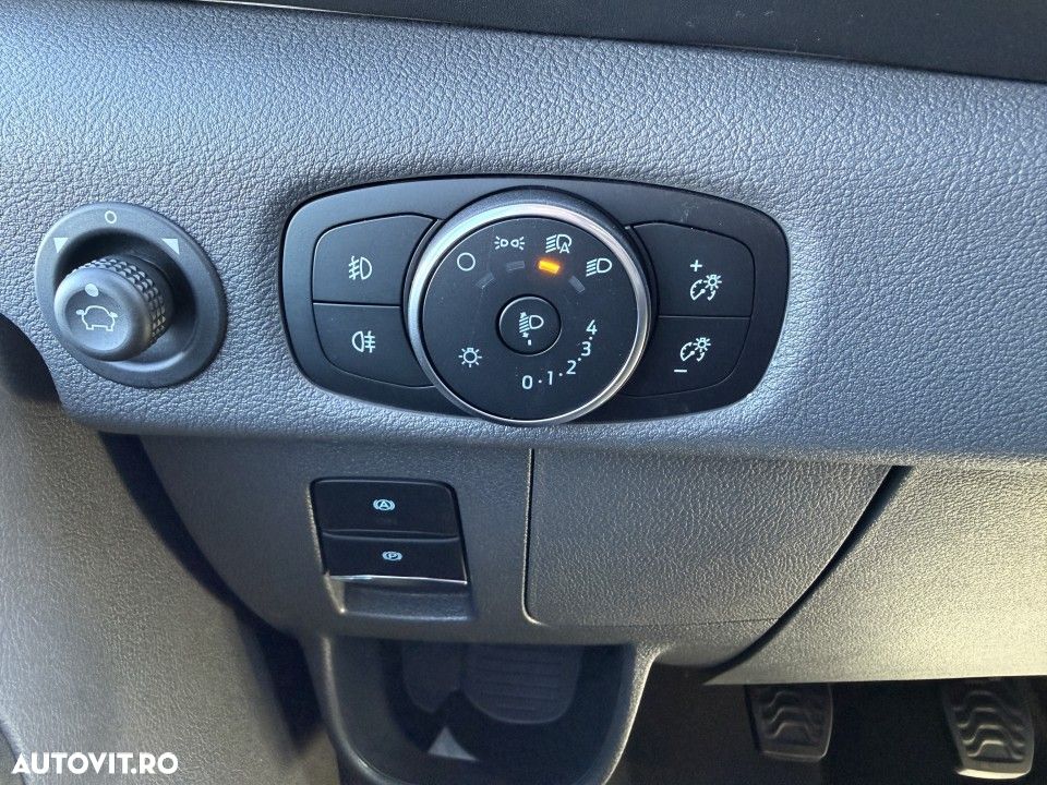 Ford Transit - 20