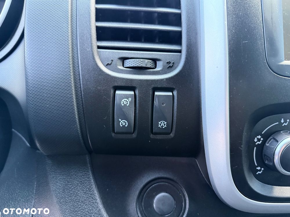 Renault Trafic ENERGY Combi Life - 24