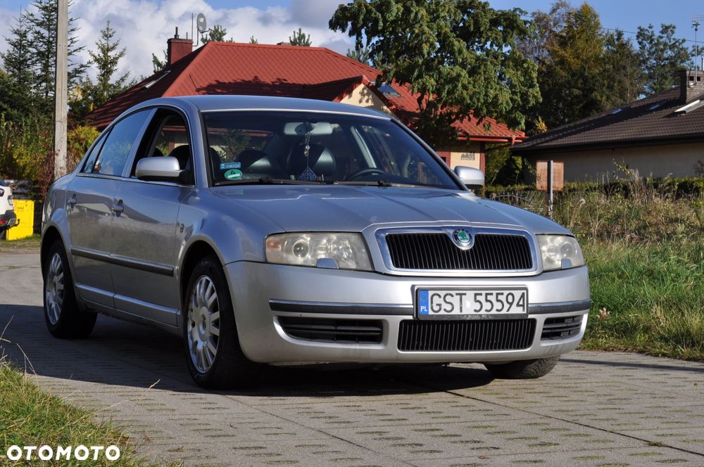 Skoda Superb 2.8 V6 Laurin&Klement - 2