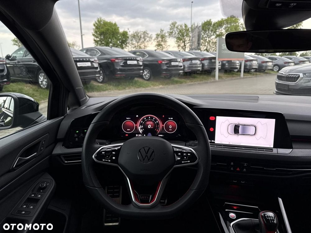 Volkswagen Golf - 15