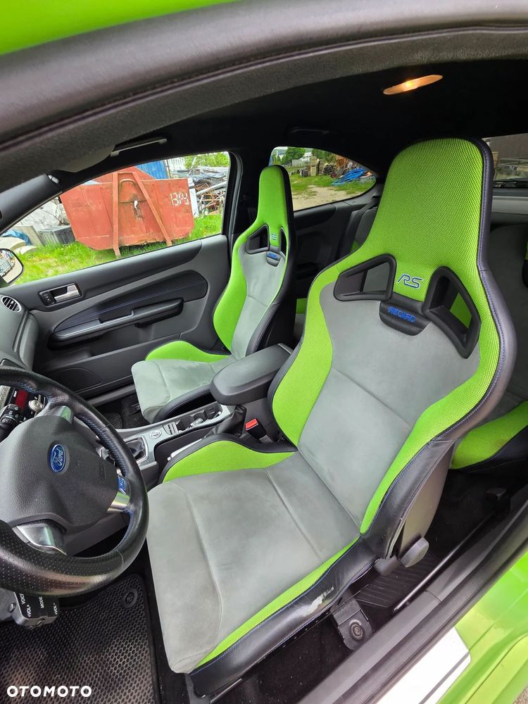 Ford Focus - 24