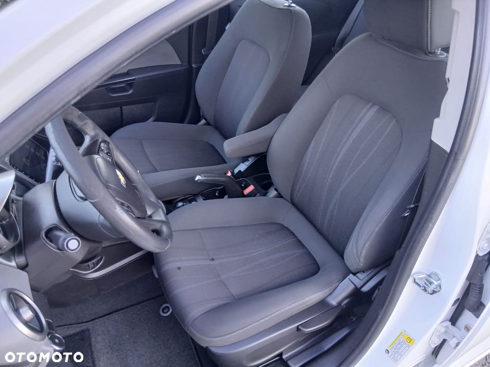 Chevrolet Aveo 1.4 16V LT - 19