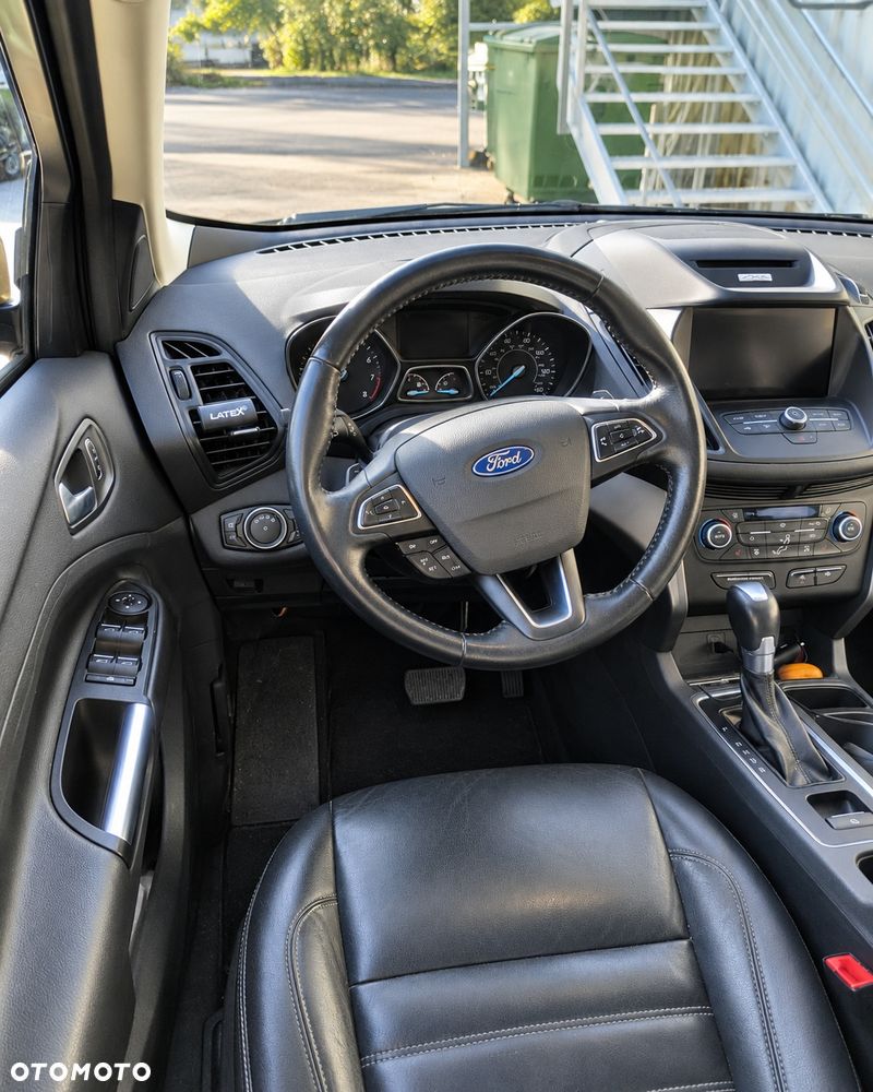 Ford Escape - 8