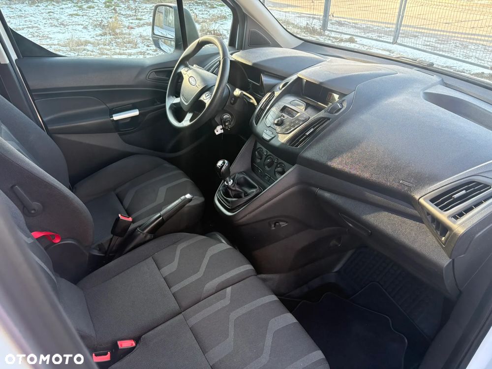 Ford Transit Connect - 16