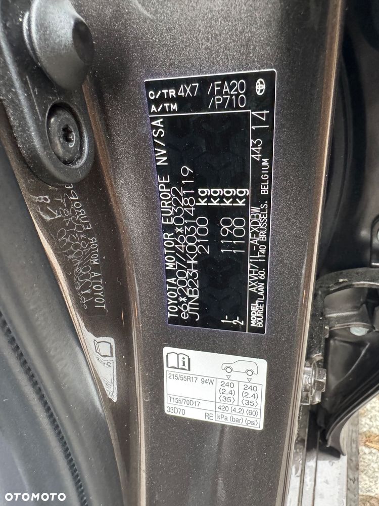 Toyota Camry 2.5 Hybrid Comfort CVT - 12