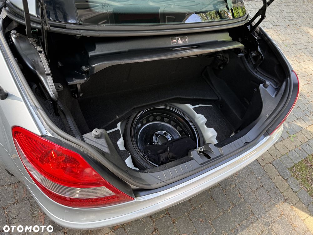 Mercedes-Benz SLK - 32