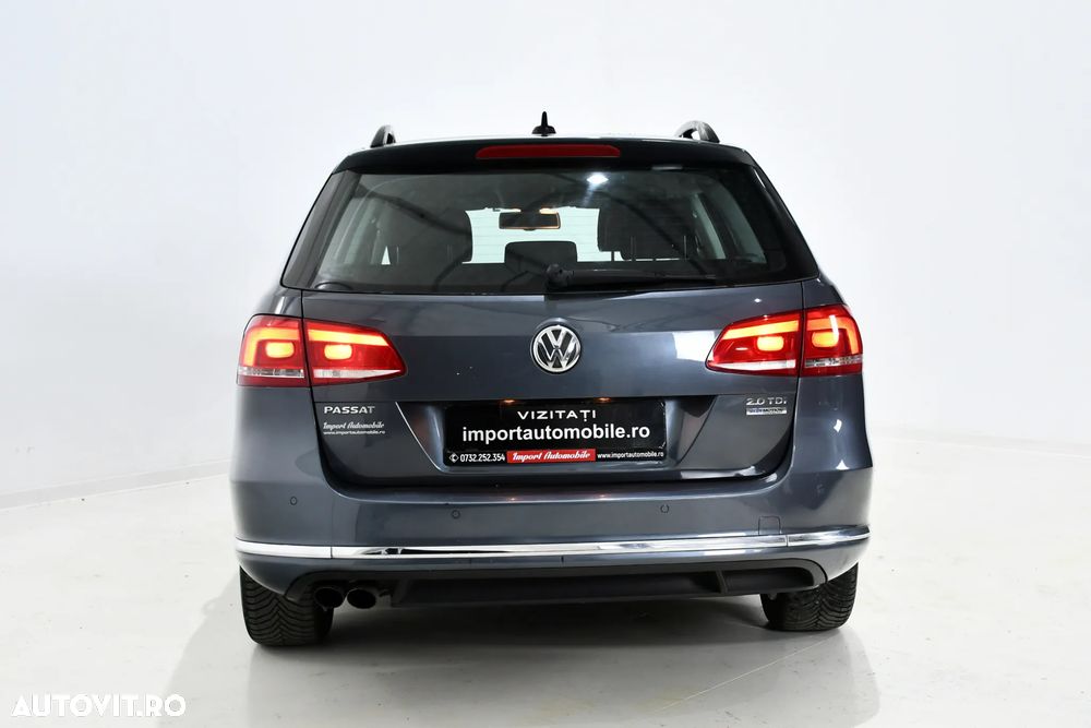 Volkswagen Passat 2.0 TDI DPF Comfortline - 12