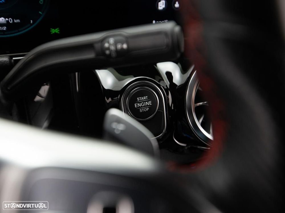 Mercedes-Benz GLA 250 e 8G-DCT AMG Line - 20