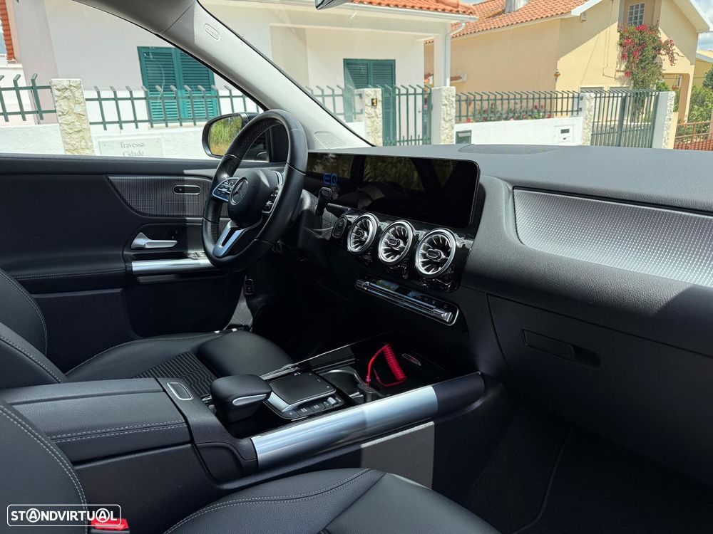 Mercedes-Benz EQA 250 - 10
