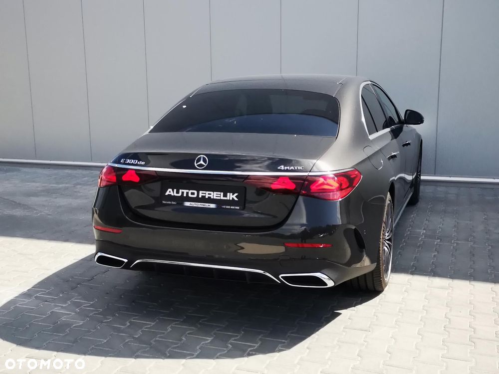 Mercedes-Benz Klasa E 300 de PHEV 4-Matic AMG 9G-Tronic - 9