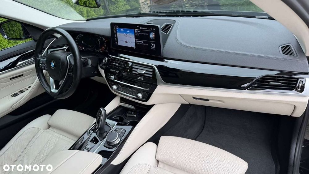 BMW Seria 5 520d xDrive MHEV Luxury Line - 15