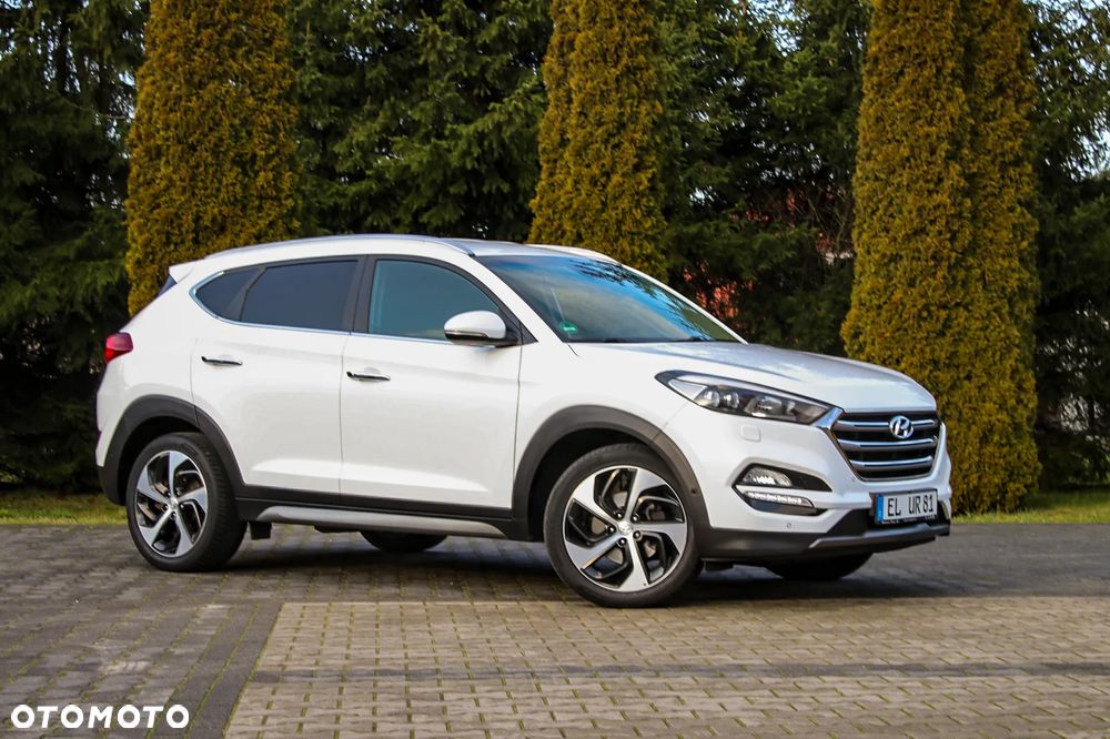 Hyundai Tucson 2.0 CRDI 4WD Automatik Premium - 11