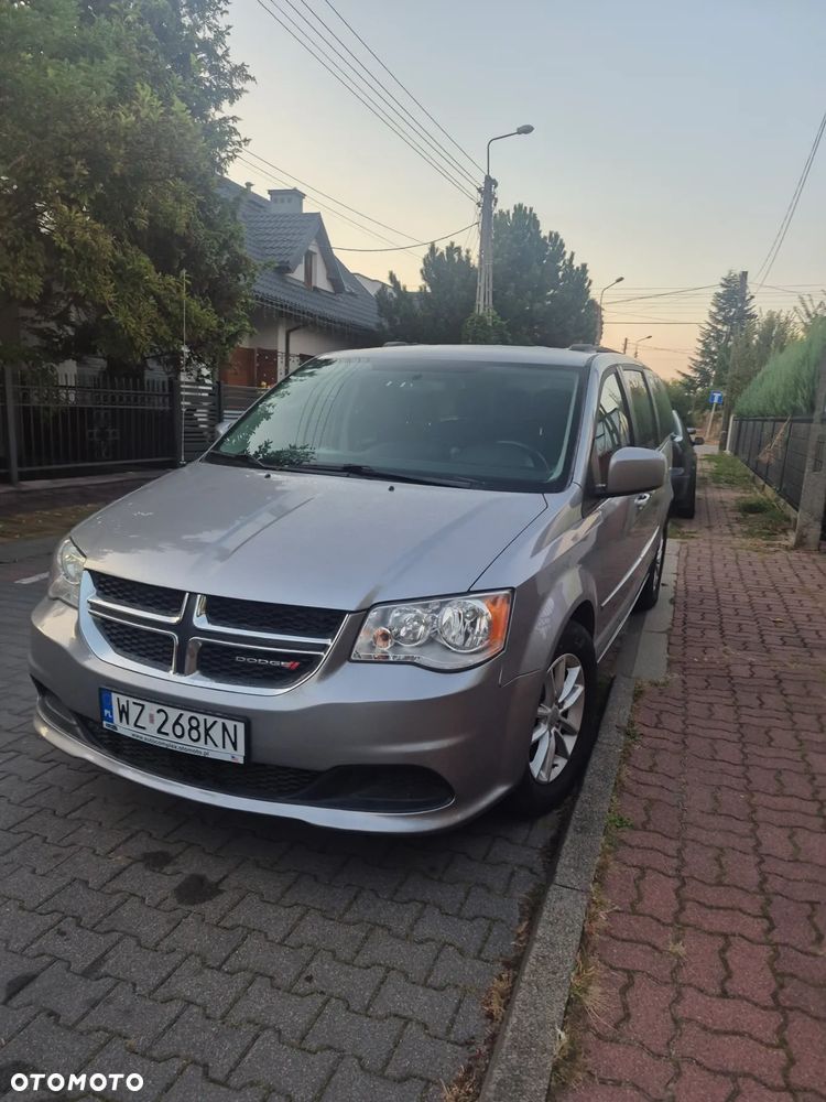 Dodge Grand Caravan 3.6 R/T - 21
