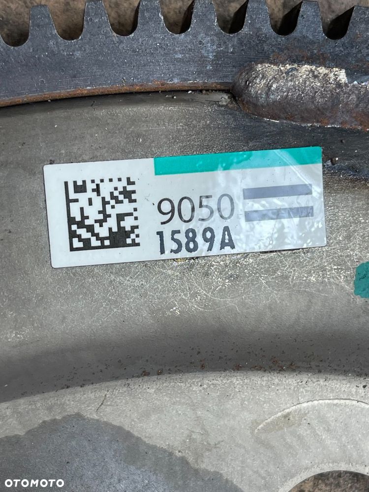 P8 GMC YUKON XL DENALI IV 2015 - 6.2 V8 KOŁO ZĘBATE 90501589A - 3