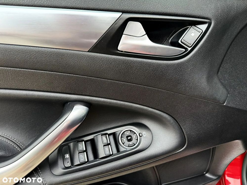 Ford Mondeo - 32