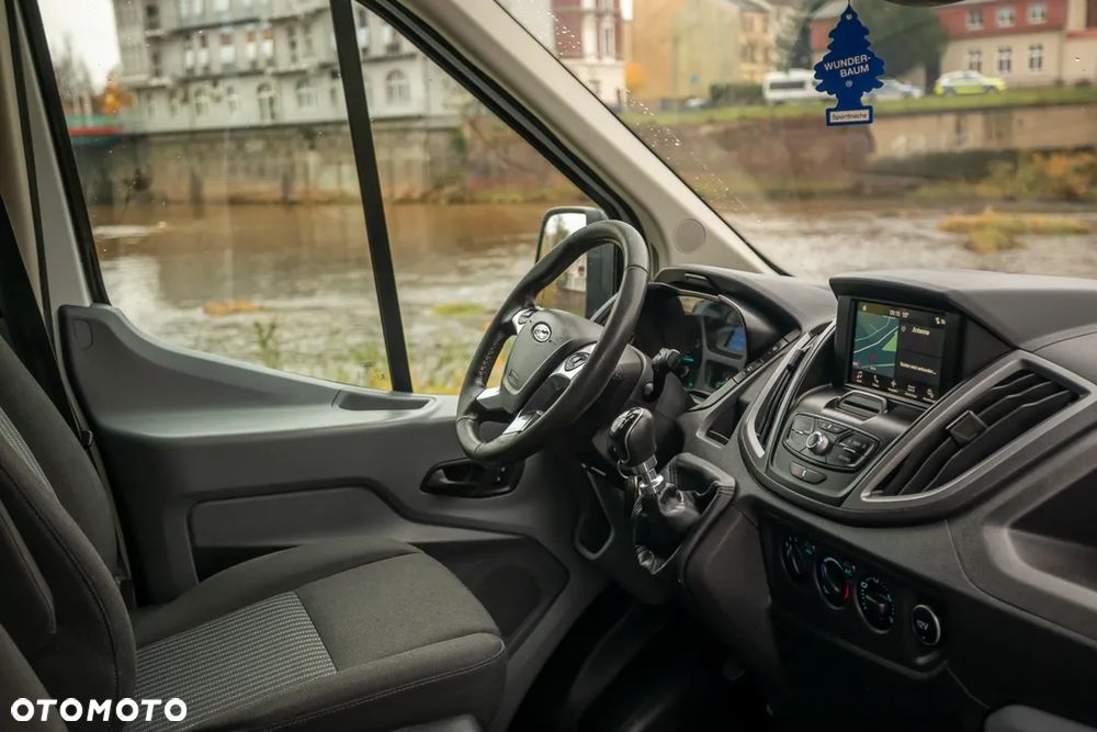 Ford Transit - 20