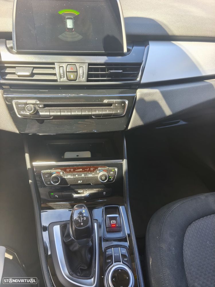 BMW 216 Active Tourer d Aut. - 13
