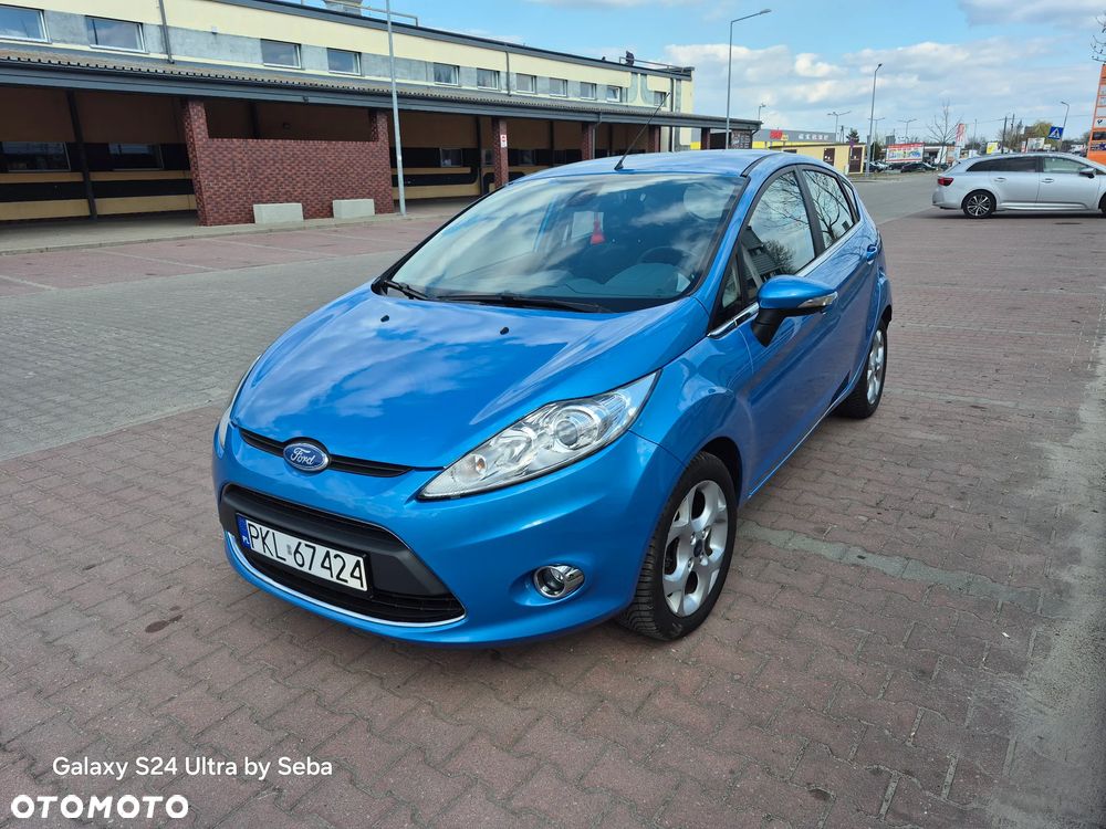 Ford Fiesta 1.4 Champions Edition - 1
