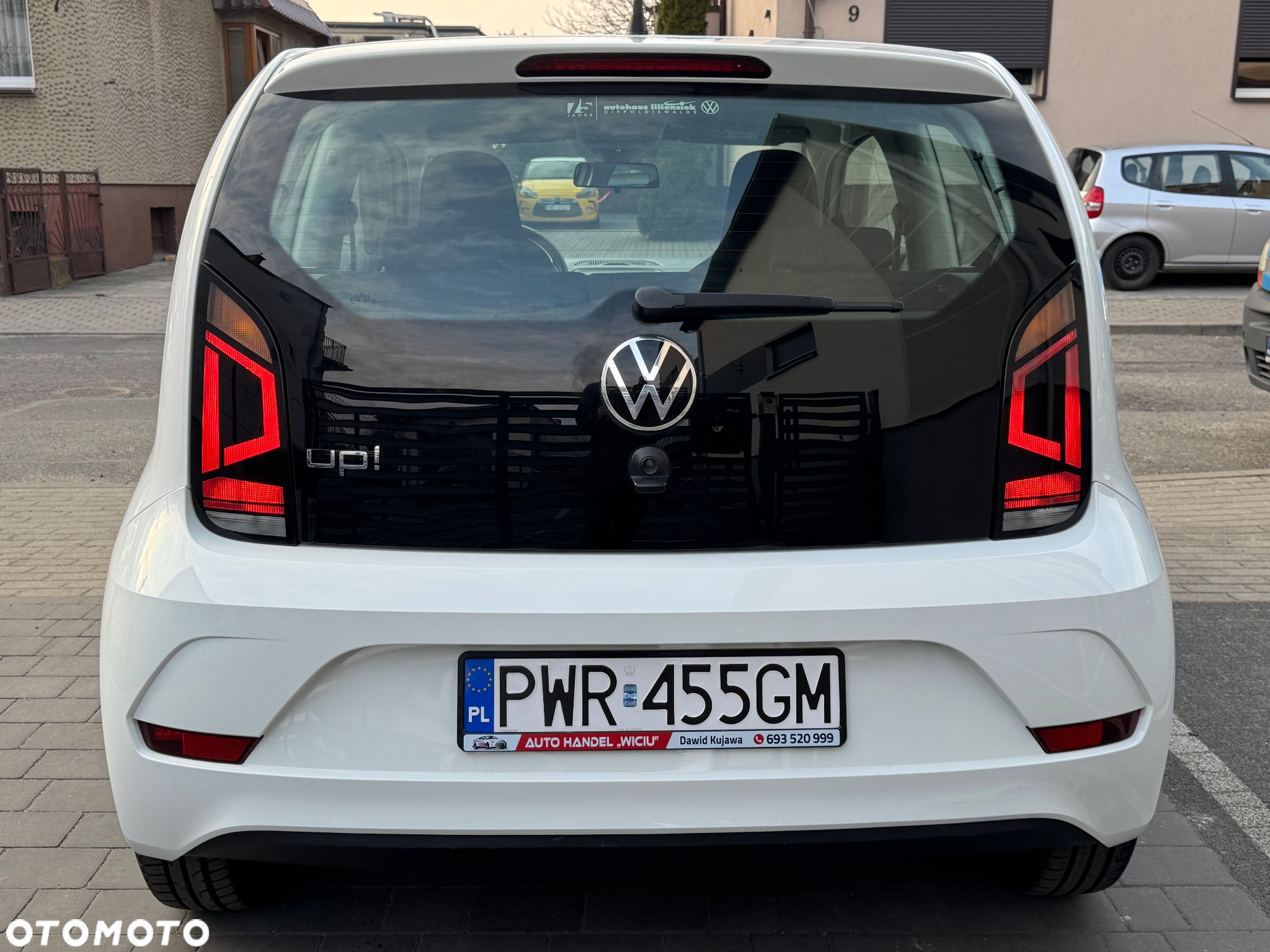 Volkswagen up! 1.0 move - 11