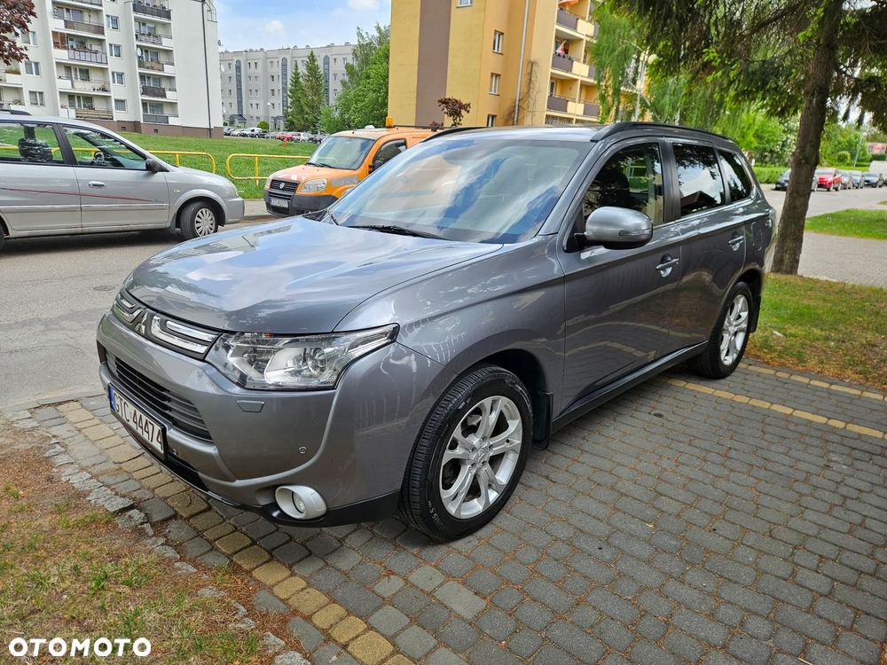 Mitsubishi Outlander 2.2 DID Instyle Navi - 2