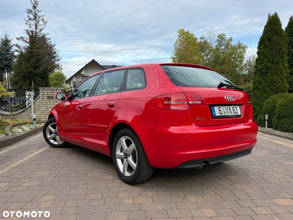 Audi A3 Sportback 2010 photo 5