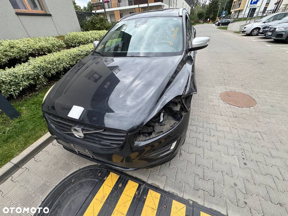Volvo XC 60 T6 AWD RDesign - 5