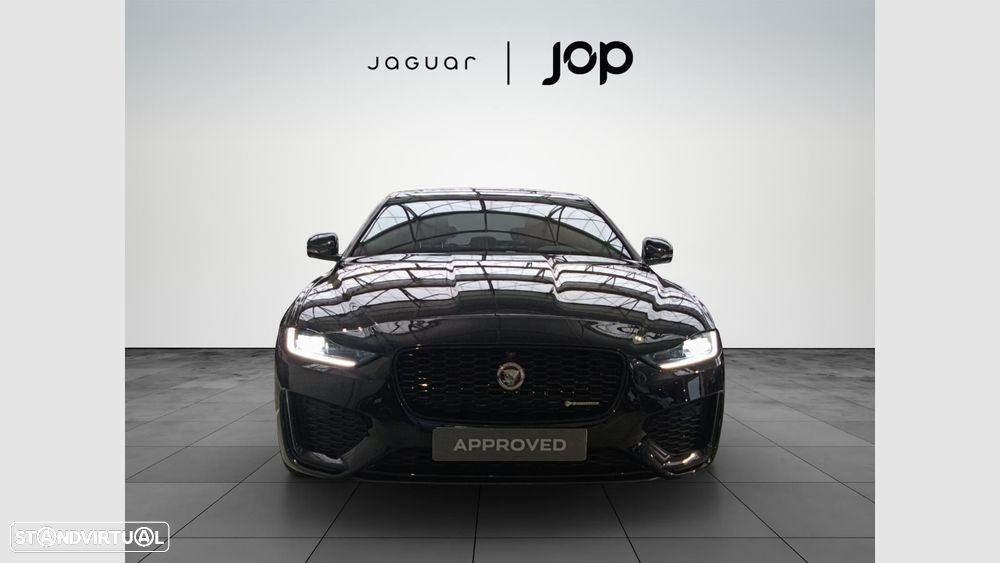 Jaguar XE 2.0 D200 R-Dynamic S - 8