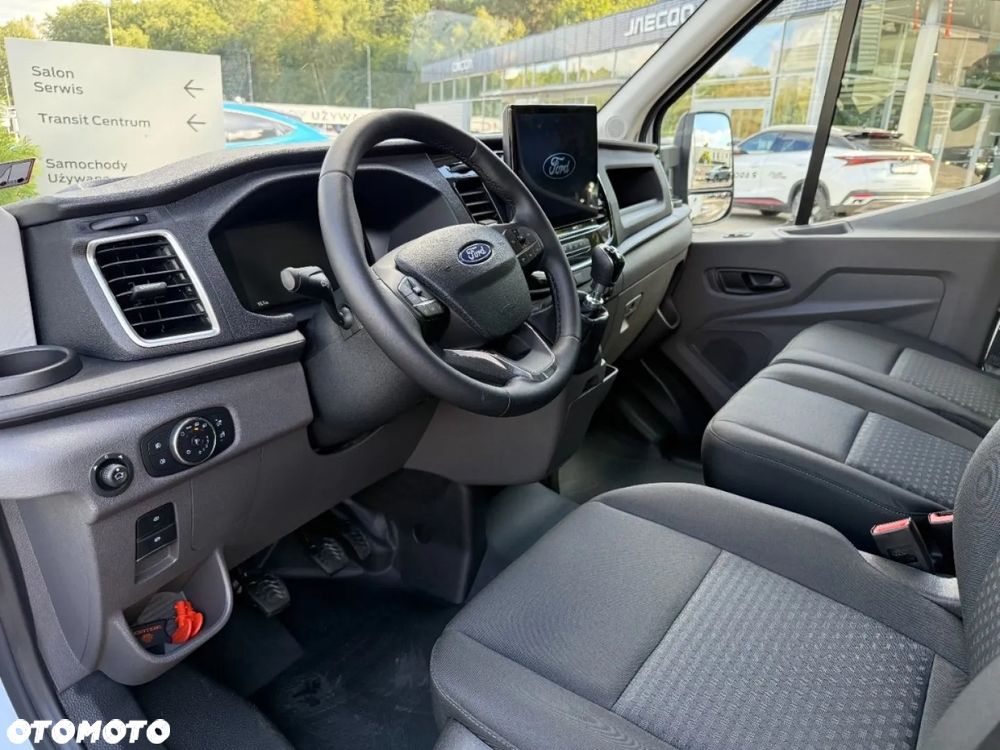 Ford Transit Kontener z windą 4200 mm - 14