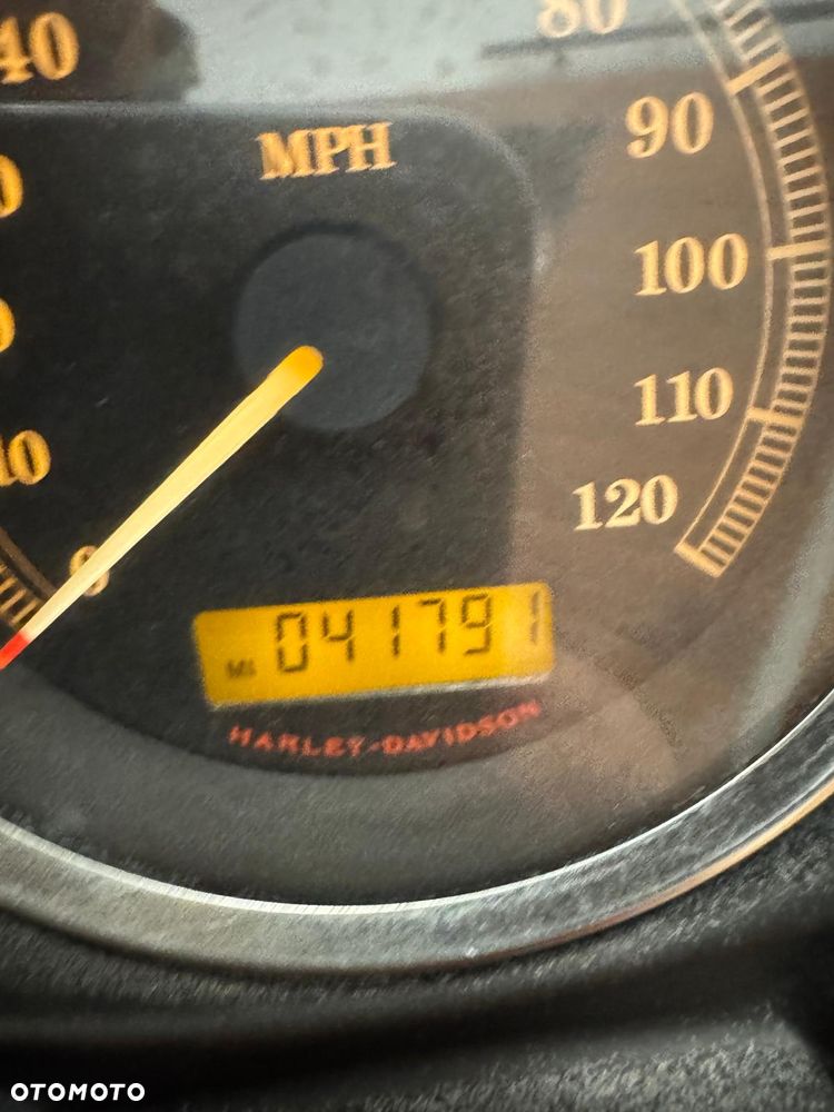 Harley-Davidson FLHTCU Ultra - 19