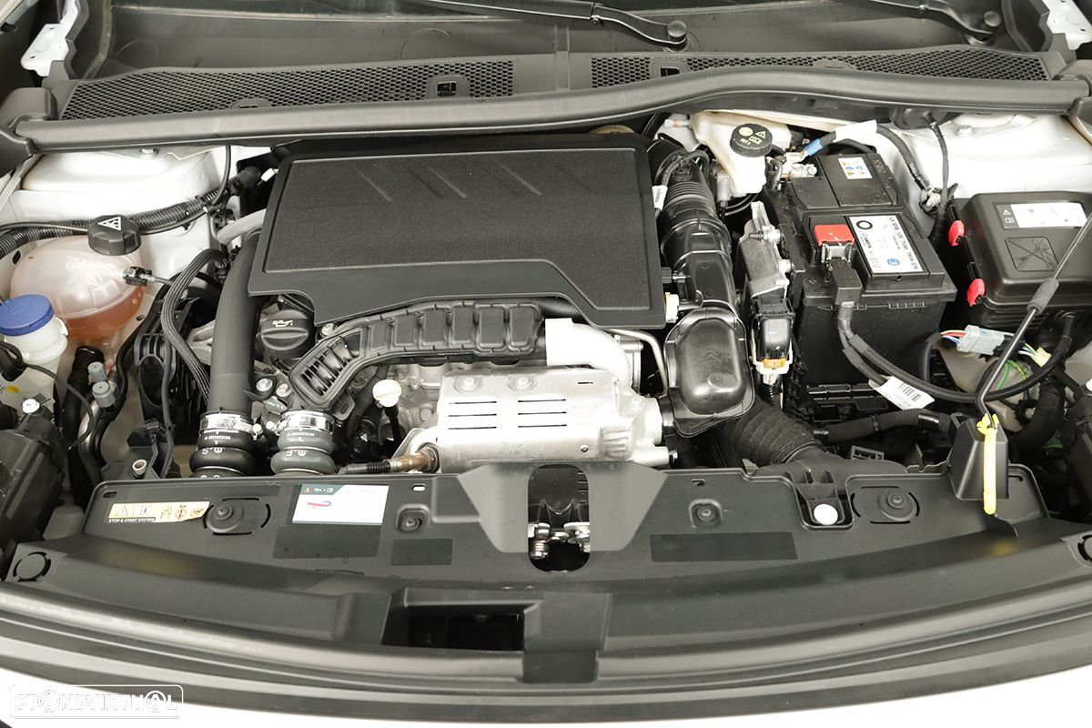 Peugeot 2008 1.2 PureTech Allure - 24