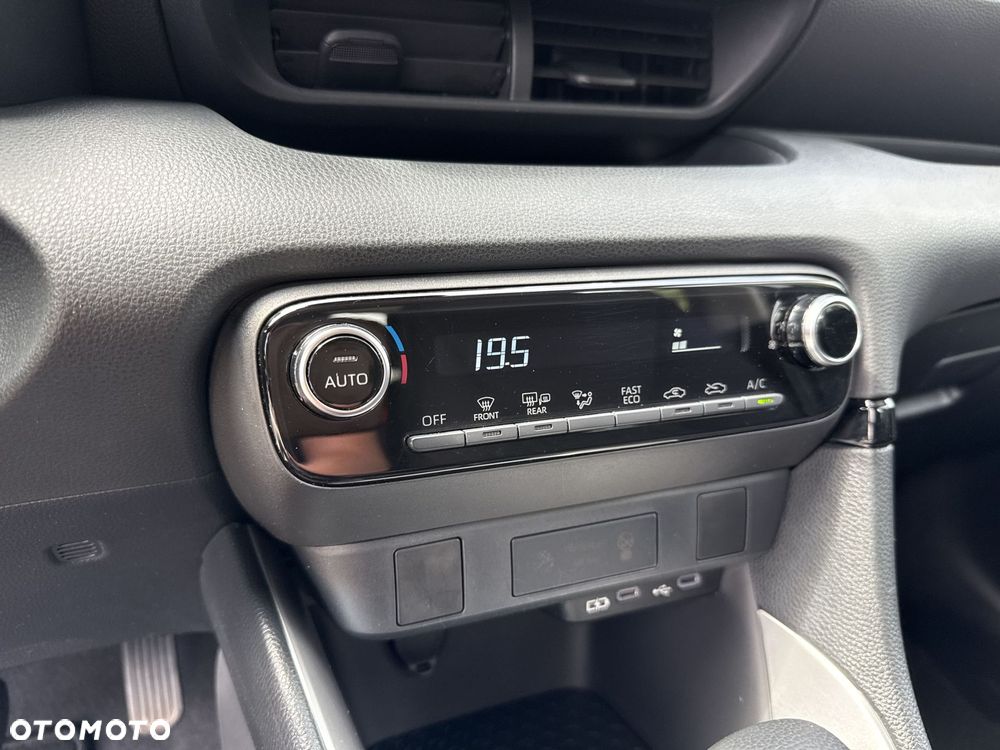Toyota Yaris Hybrid 1.5 Comfort - 11