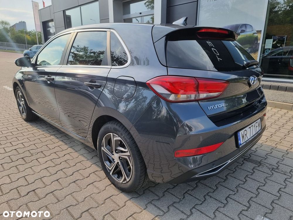 Hyundai i30 1.5 DPI Smart - 10