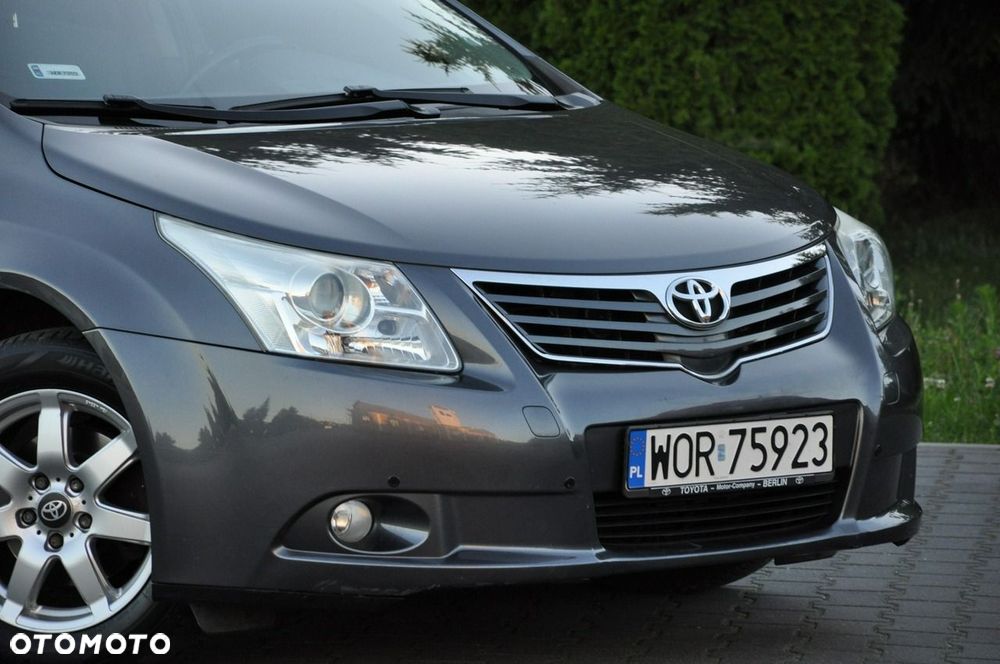 Toyota Avensis Touring Sports 1.8 Multidrive S Comfort - 13
