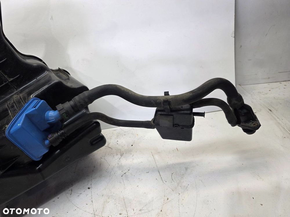 ZBIORNIK POMPA PŁYNU ADBLUE AUDI A4 B9 A5 8W 8W0131878AP 8W0131963B - 5