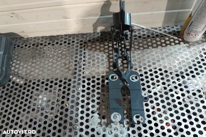 SET BALAMALE CAPOTA MOTOR 7115264 / 7115263 BMW Seria 3 E90 [2004 - 2 - 2