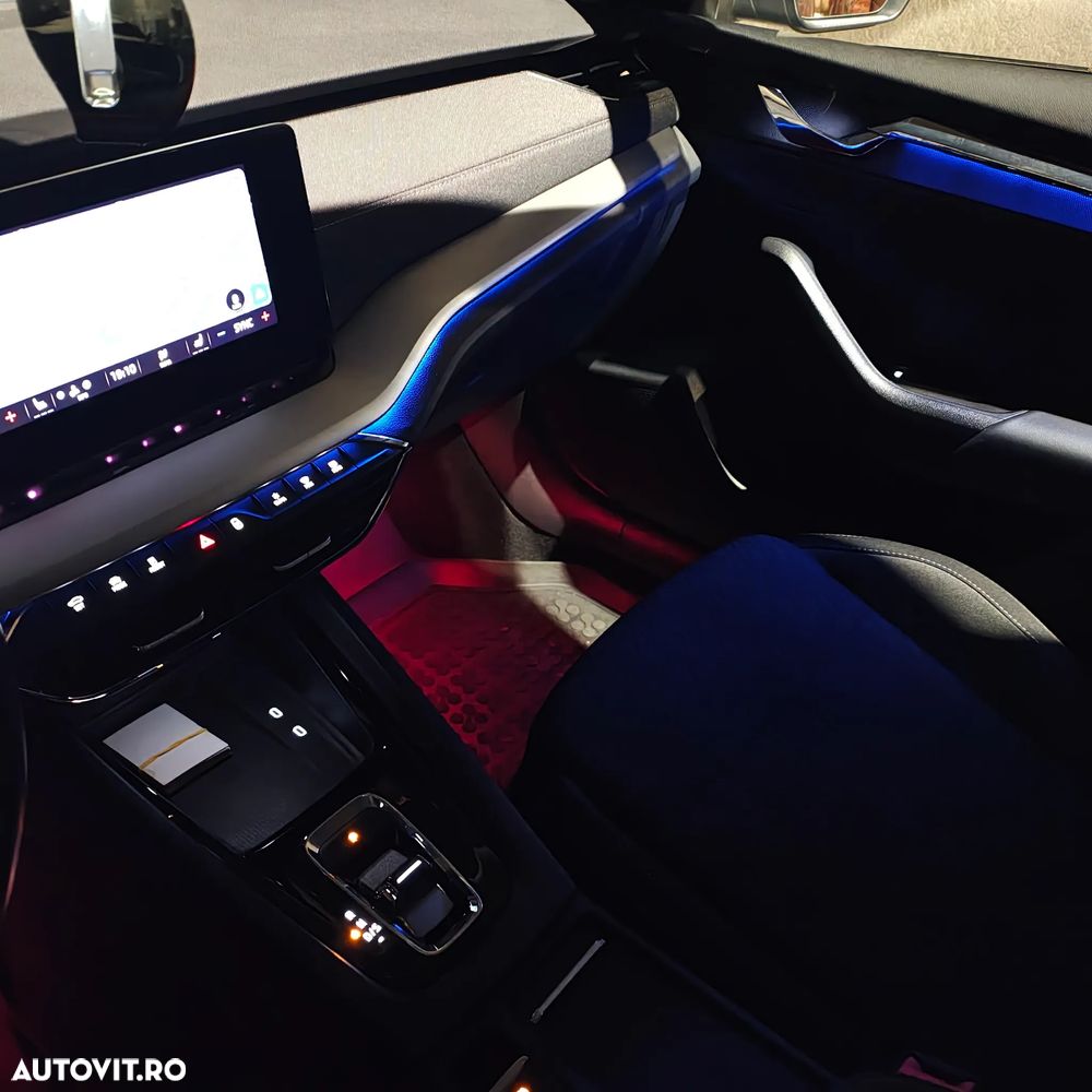 Skoda Octavia 2.0 TDI DSG Ambition - 6