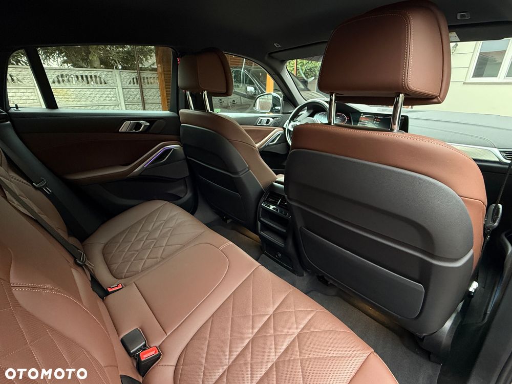 BMW X6 - 33