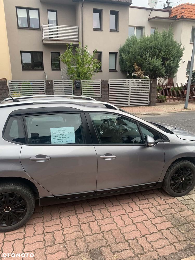 Peugeot 2008 - 6