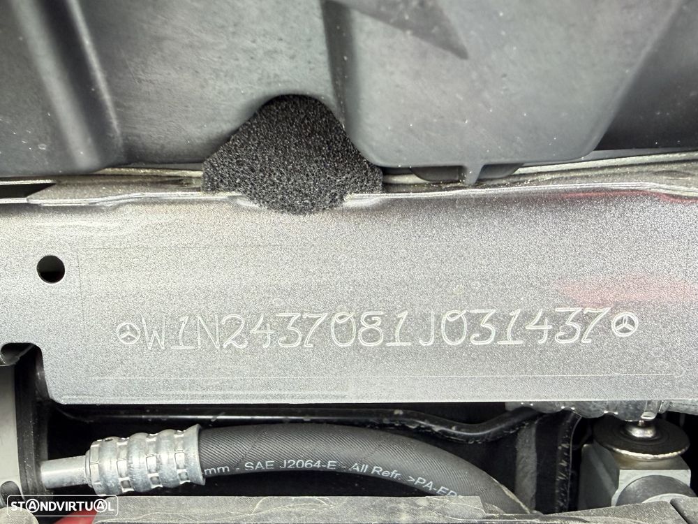 Mercedes-Benz EQA 300 4Matic Edition 1 - 24